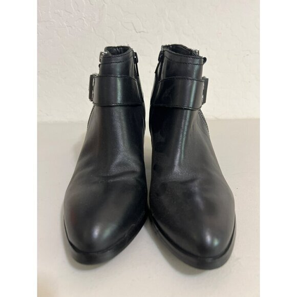 Marc Fisher Heeled Leather Bootie Silver Hardware Sz 8.5 - Picture 2 of 7